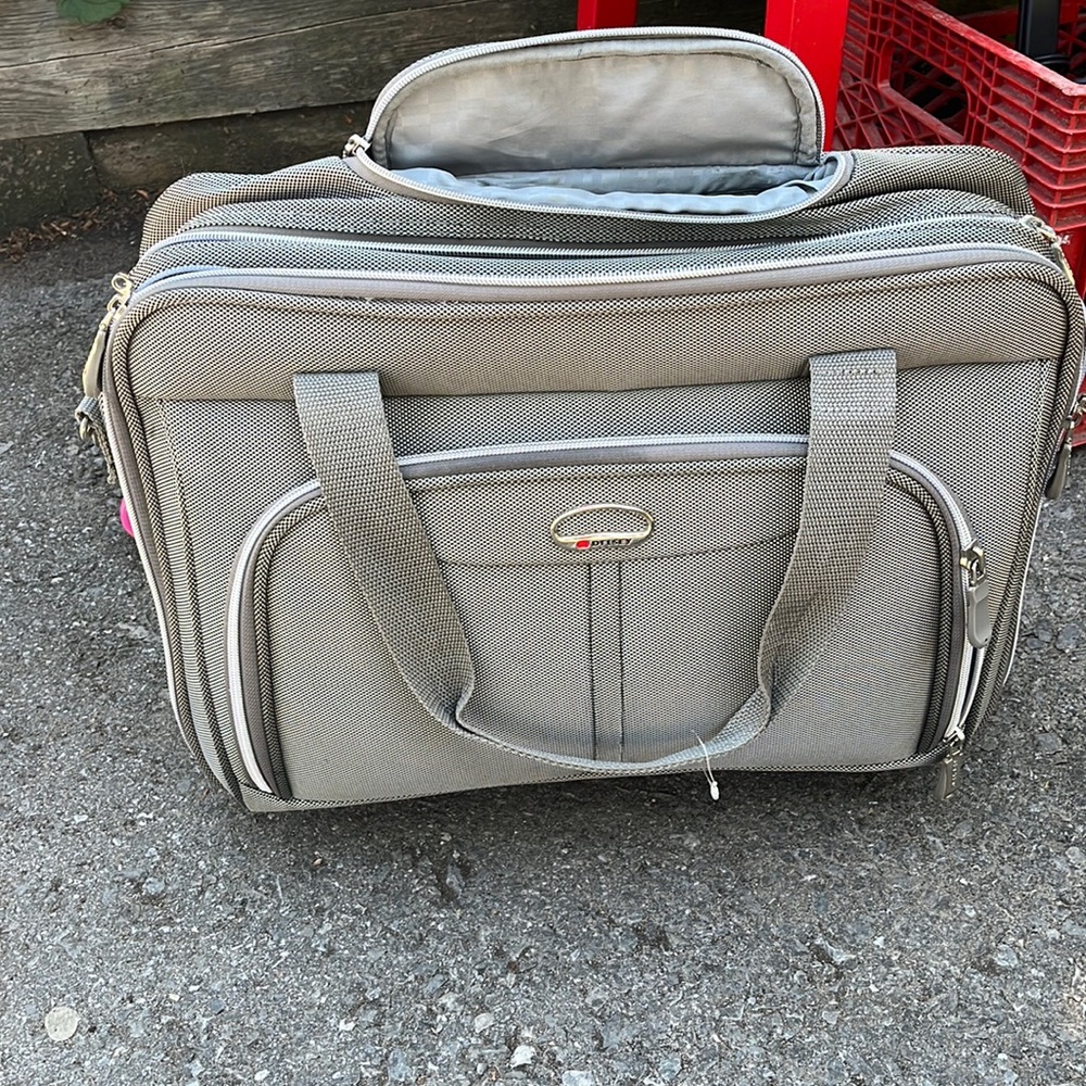 Suitcase made by Delsey